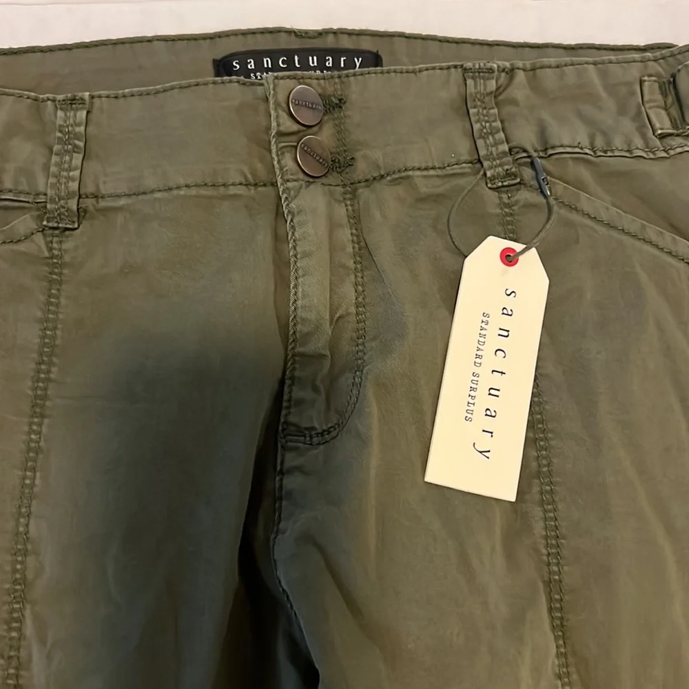 New Women Sanctuary pants - Picture 2 of 5